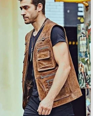Men's Leather Vest with Multiple Pockets style